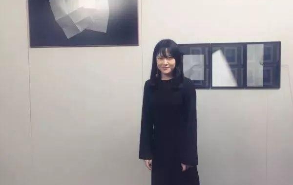 34岁单身美女相亲被嘲讽像锛偨记?匡紓,网友炸了锅!
