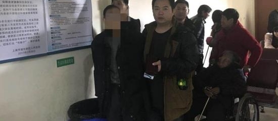 男子专窃医院看病老人救命钱:测血压脱外套最好偷