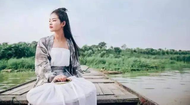 从汉服迷到云裳阁主理人,她说:做我喜欢的事,不争