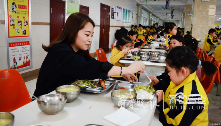 �鱨վ���ൺ������ʦÿ�챧�˽����Ͽ�
