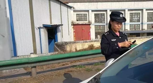 警花来了 | 犹抱琵琶半遮面,多才多艺警花看这里!