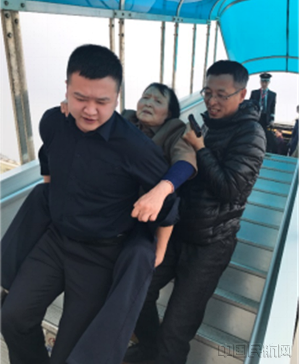 ����·�� �׶���������������񴫴�
