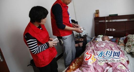 ѧ�׷棬������ů��̨ ���׷澫�����ɢ��������