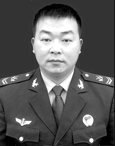他3闯火海救人生命最后一刻的动作让无数人泪奔!