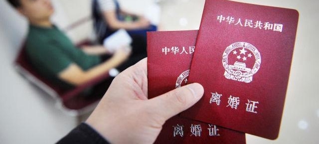 �����֪����Ϊ���Ӹ��飬�����������Ϲ����������������