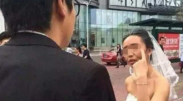 �����죬������������һŭ֮������������ﱧͷʹ��