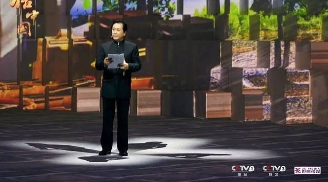 【专访】从信里走出来的中国故事,向“少年”飞奔而去的朱军