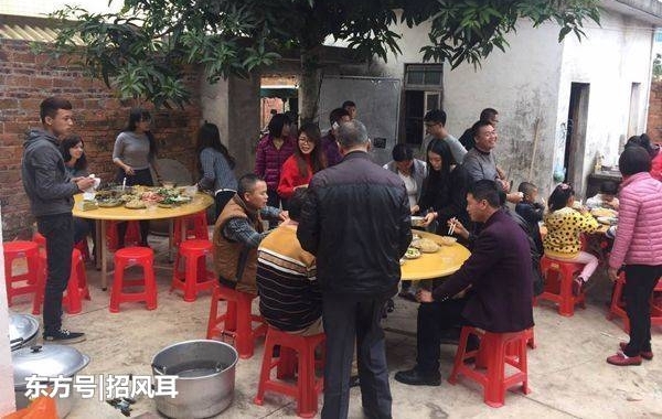 ����Ů�����й���С��һ������   Ը��Ϊ�������й�