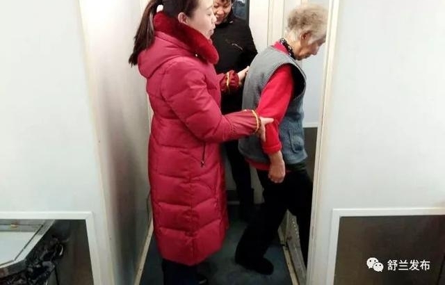 ���´��߻��㡹K7421/K7422���г��������ĵĶ�;��