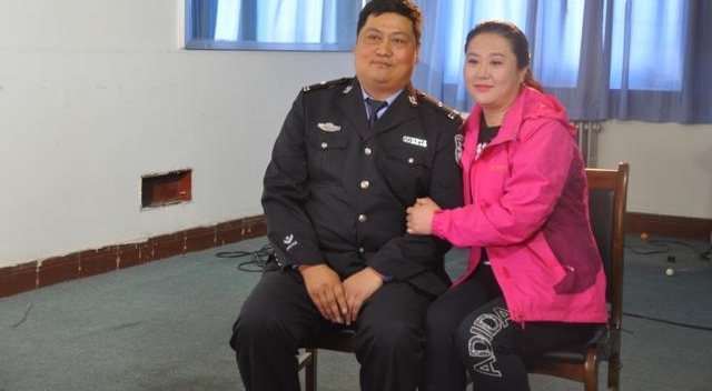 郑州锛偱诛紓交警程胜的倔强人生……