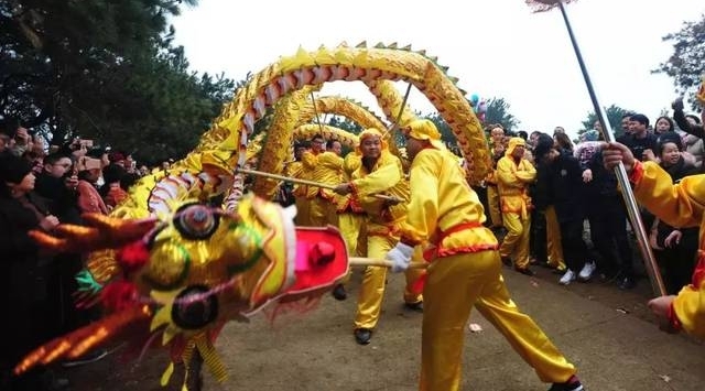 央视《新闻联播》又为武汉打call了!