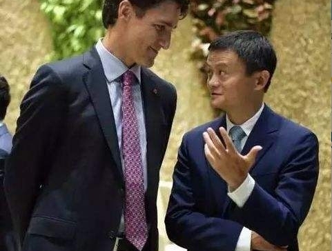 ���Ʊ����ˣ��;�������վ��һ������ྐྵȻ�ǡ���