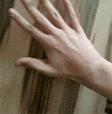 男子造假房产证、冒充梁静茹,诈骗数百万!谁给他的勇气?!