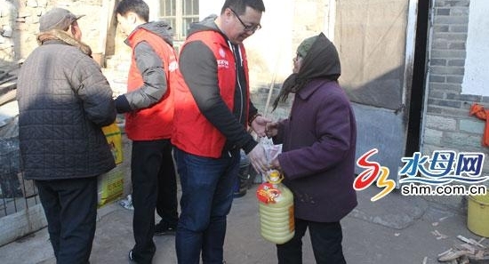 ѧ�׷棬������ů��̨ ���׷澫�����ɢ��������