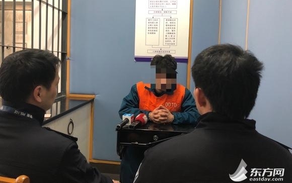 大学生借他人共享汽车帐号租车上路 因无证驾驶被查获