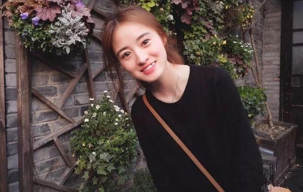 ��������ѧԺһ95��Ů��Ϊ֧�����ͷ �������ѳ�������