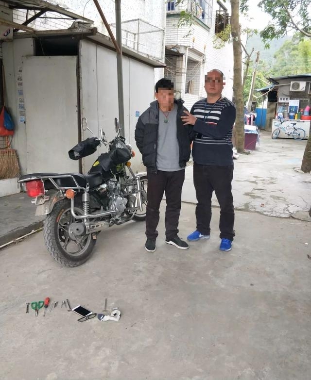 ���͵���������������ӷ�������ڶ��źݺݵ����ˣ�