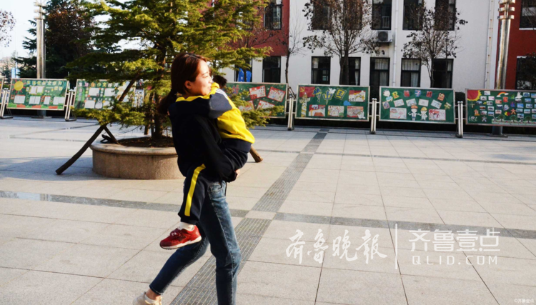 �鱨վ���ൺ������ʦÿ�챧�˽����Ͽ�