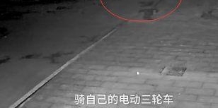 ����͵Ь񿾮������������ۣ�Ů�Ѳ����������Ͷ���������ȱǮ