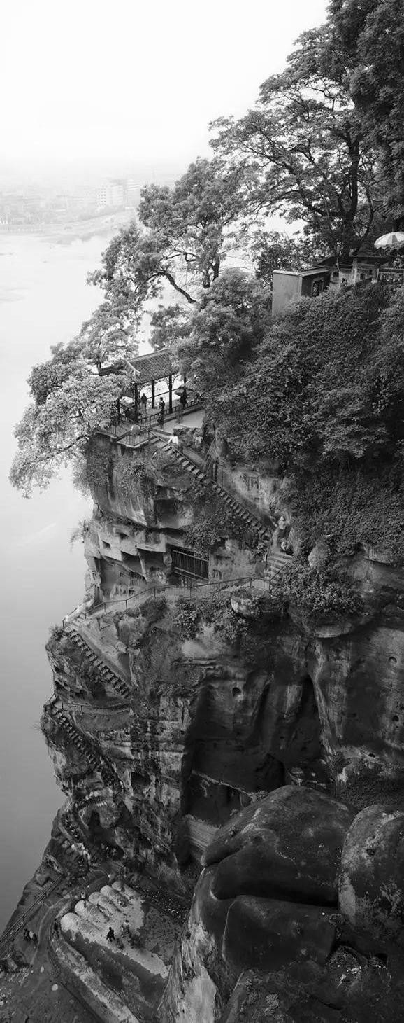 在风景中成为旅人——康蘭絲摄影展《路漫漫,上下求索》