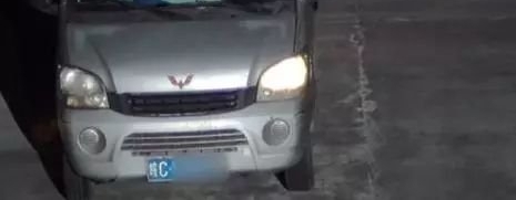 �ڻ�90��С��ɱ��Ů�Ӻ� ����ʬ��ȥ�ϰ�