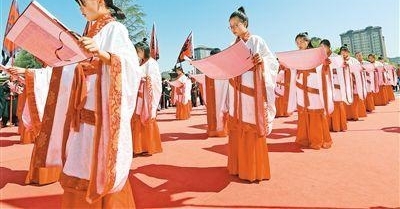 50��Ů�������������ܴ�ͳ�Ļ�