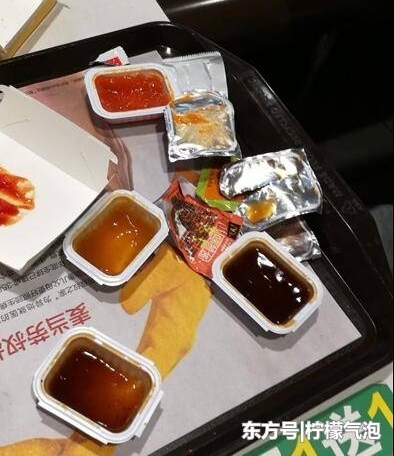 麦当劳网红酱返乡遭集体吐槽:啥子四川辣酱一点都不四川
