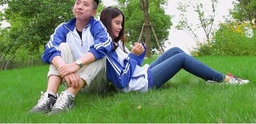 �������Ѳ�������˵�����ӣ����������4���������żҳ�ȫ��Ц��