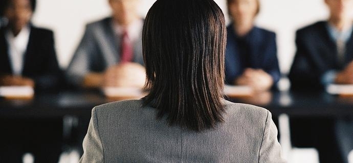 复旦新闻女硕士应聘1万元起步?人才“定价机制”,不止学校学历【记者博客】