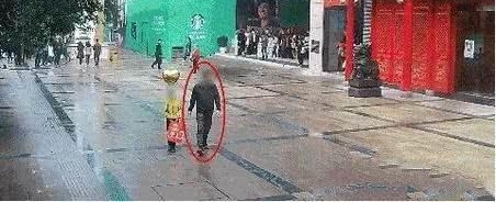 �ӷ��Գ�90��ֻ���������ӣ� �Ա߶��ӣ���44��