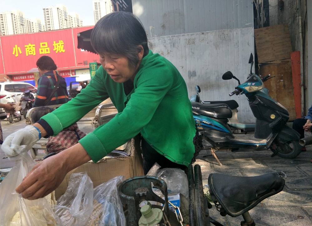 以前农村添丁才能吃到的稀罕美食,如今很多人不会做了