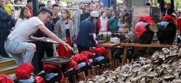 ������һ���Ⱦ����ˤ��ĵط���ÿ��������˵ȴ�ˤ�룬��ˤ����