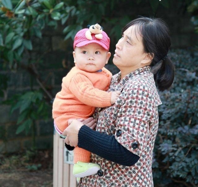��ϱ����̥�����Ӹ��������ͨ뺣����������Ӿ�һ���10��