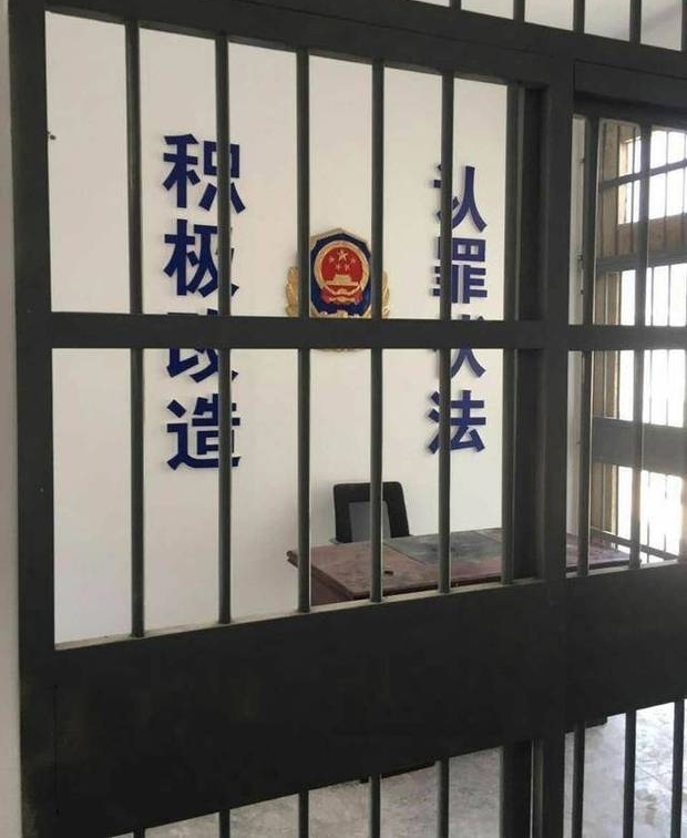���Ƿ�̸�����·棺�������Ӱ��