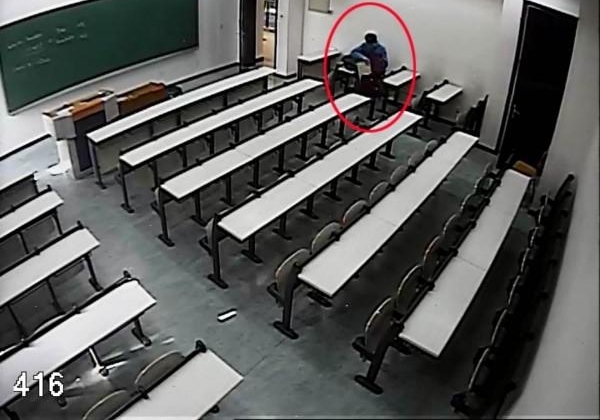 大学生教室丢电脑 民警48小时破案
