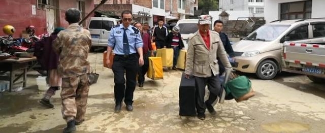�ϰ�ֻҰ����ü�����롰���ڡ� ����ɭ������ץ�������ħ