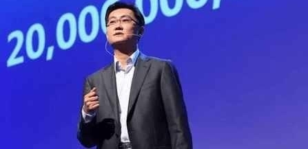 继承父亲千亿现金, 李泽楷或将成隐形世界首富!