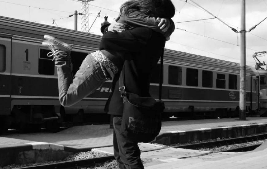˭��ɽ��107������д��һ�����飬д��̫����