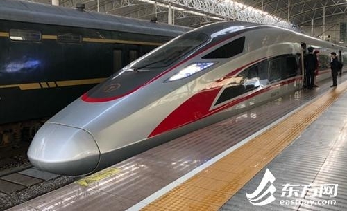���һ�ܣ�����С��ѧ��Ϣ��ʼ�Ǽ� �н���Ʊ������50��Ԫ��