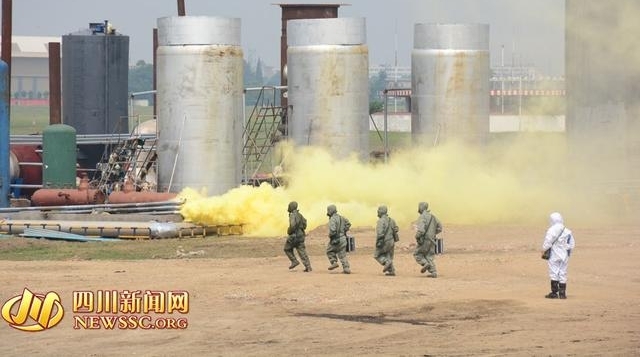 空降兵军投入2018四川省级抗震救灾综合演练 全国首次
