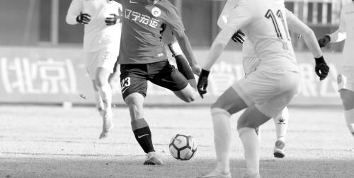 小弟昨天赢球升至中乙北区榜首 大哥今日客场迎战中甲升班马