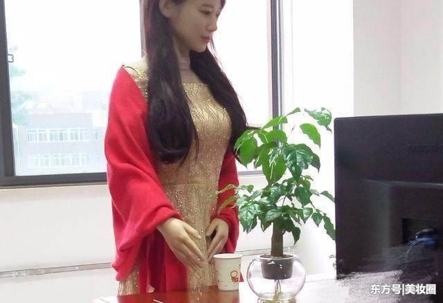 国内首个美女机器人诞生,机器人老婆将成为家庭中的一员?
