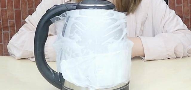 ���̽���1���취���ѵ�ˮ���Ϸ�һ��ֽ��������˼Ҽһ����ķ���