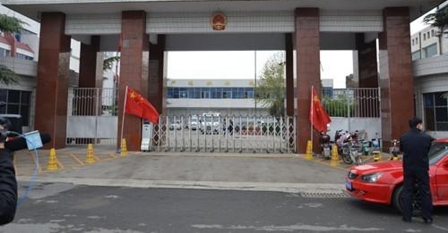�ܾ��������϶��ӣ���������ĸ�ױ���Ժ����