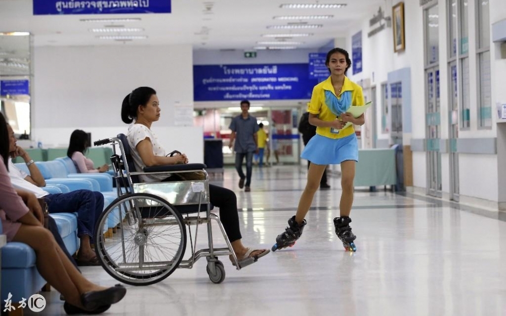̩����һ��ҽԺ����ʿ���ϰ�Ҳ�����ֻ���ˬ����