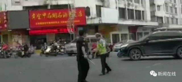��������Я��Ϯ����ͨЭ��Ա��ԭ������⣬���������