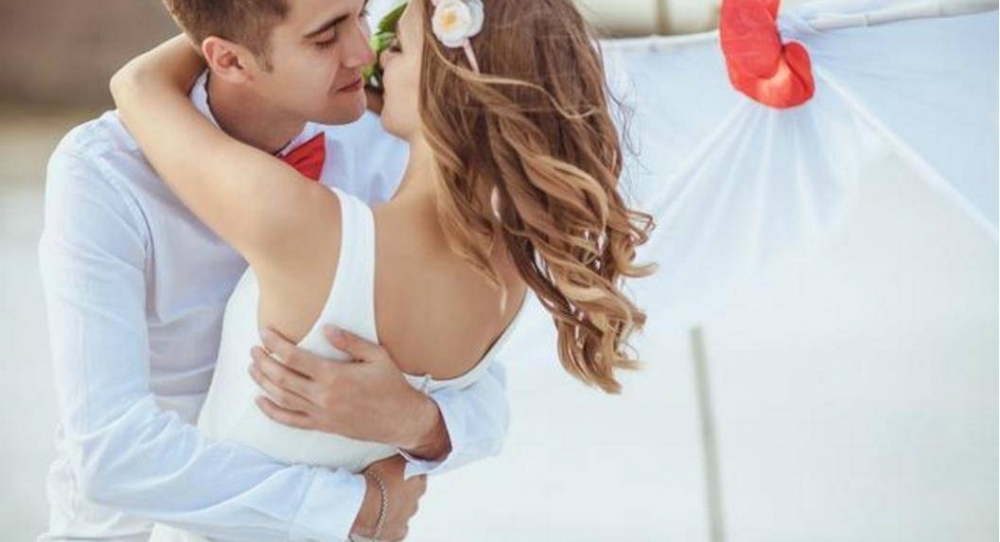 �������������أ����ɺ�͵͵���٣��������ŵ��ˣ�����������