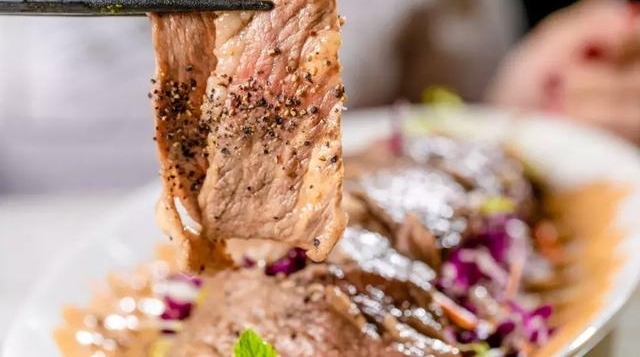 ��������ҡ��ڰ����ġ����ˣ������ַ����������ܣ�