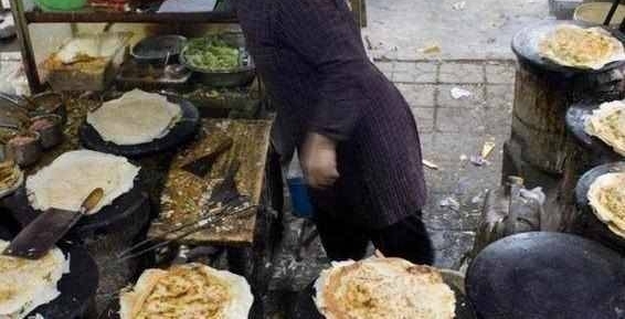 �����̯�������ͬʱ9��¯��һ��壬2Ԫһ��������˶�������