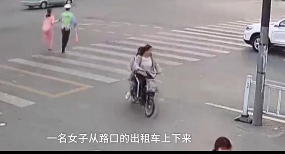 2����������ȴ����ְִ�Ĵָ ����Ѫ����ֹ